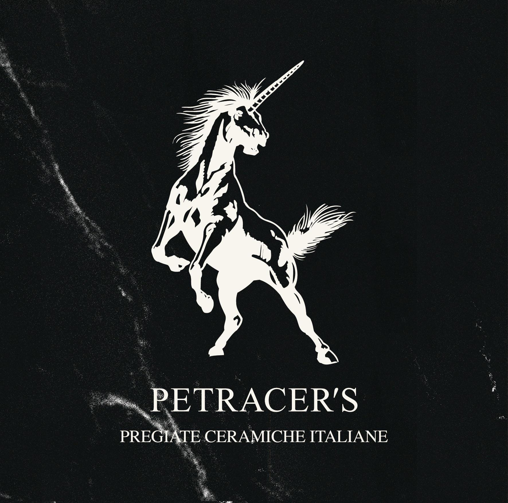 Логотип бренда Petracers